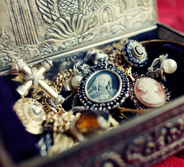 Vintage & Estate Jewelry