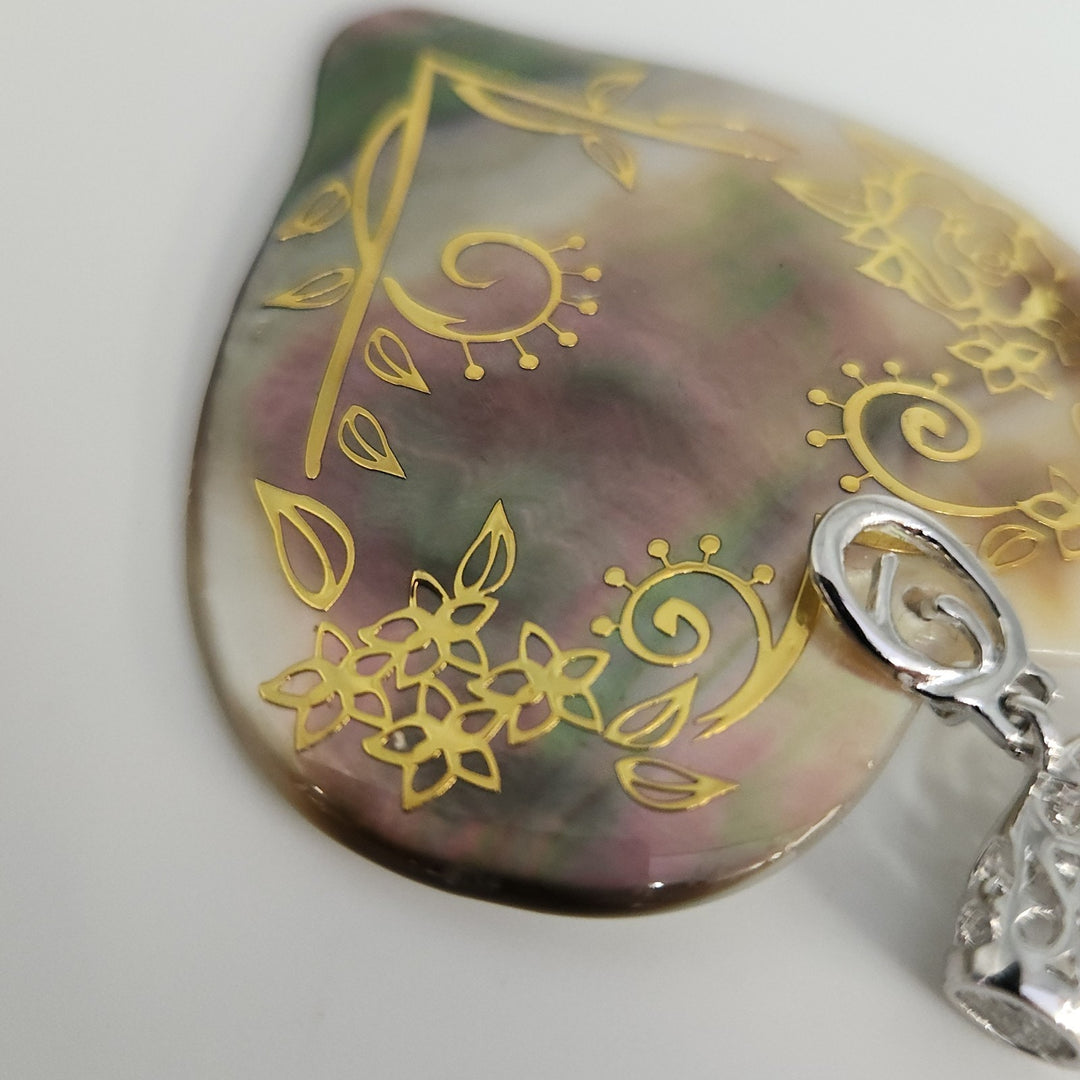 Artisan 925 Silver Mother Of Pearl Heart Pendant With Etched Floral Pattern