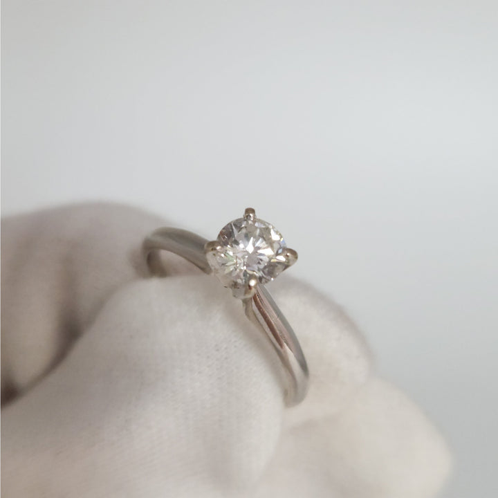 Classic Elegant Setting 14k White Gold 0.65 CT  Natural Diamond Solitaire Ring