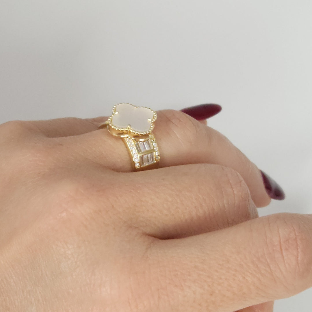 Gold Plated 925 Silver Clover Ring With White Mother Of Pearl Style Stone And...
