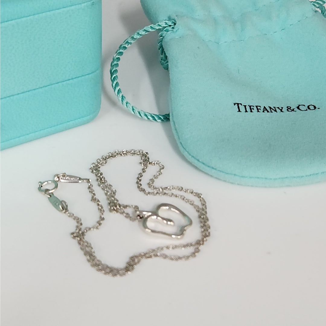 Tiffany & Co. Elsa Peretti Apple Necklace Sterling Silver 925 Pendant Box Pouch