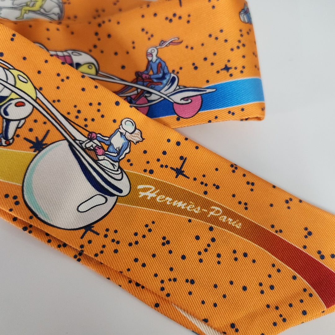 New Hermes Twilly Scarf 100% Silk Space Derby Orange's Color