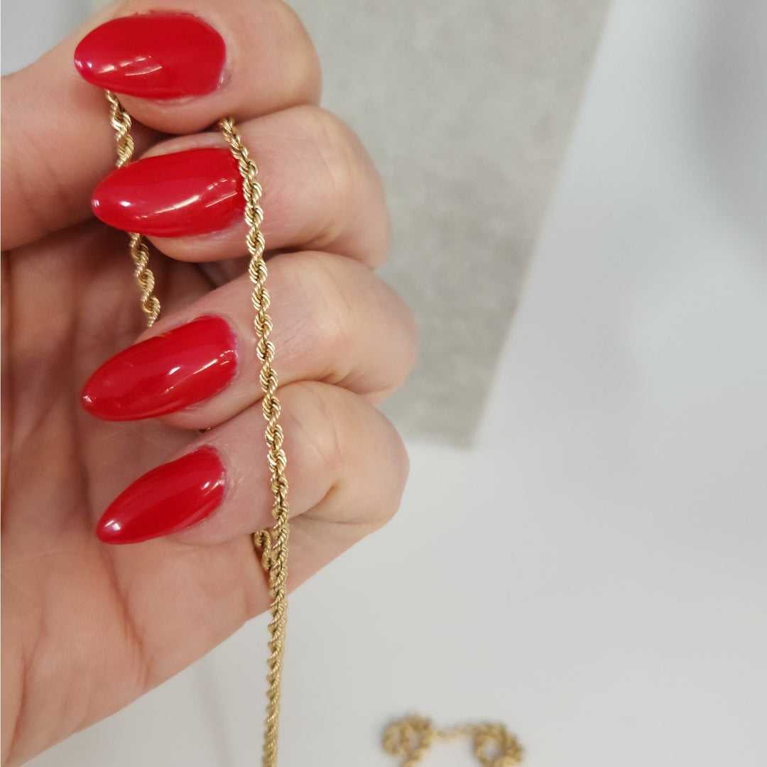 14k Yellow Gold Rope Chain Necklace 20-in Classic Twist Link, Secure Barrel Clasp