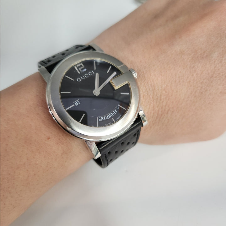 Gucci 101M  Day -Date Watch Black Dial Swiss Made Stainless Steel Leather Strap