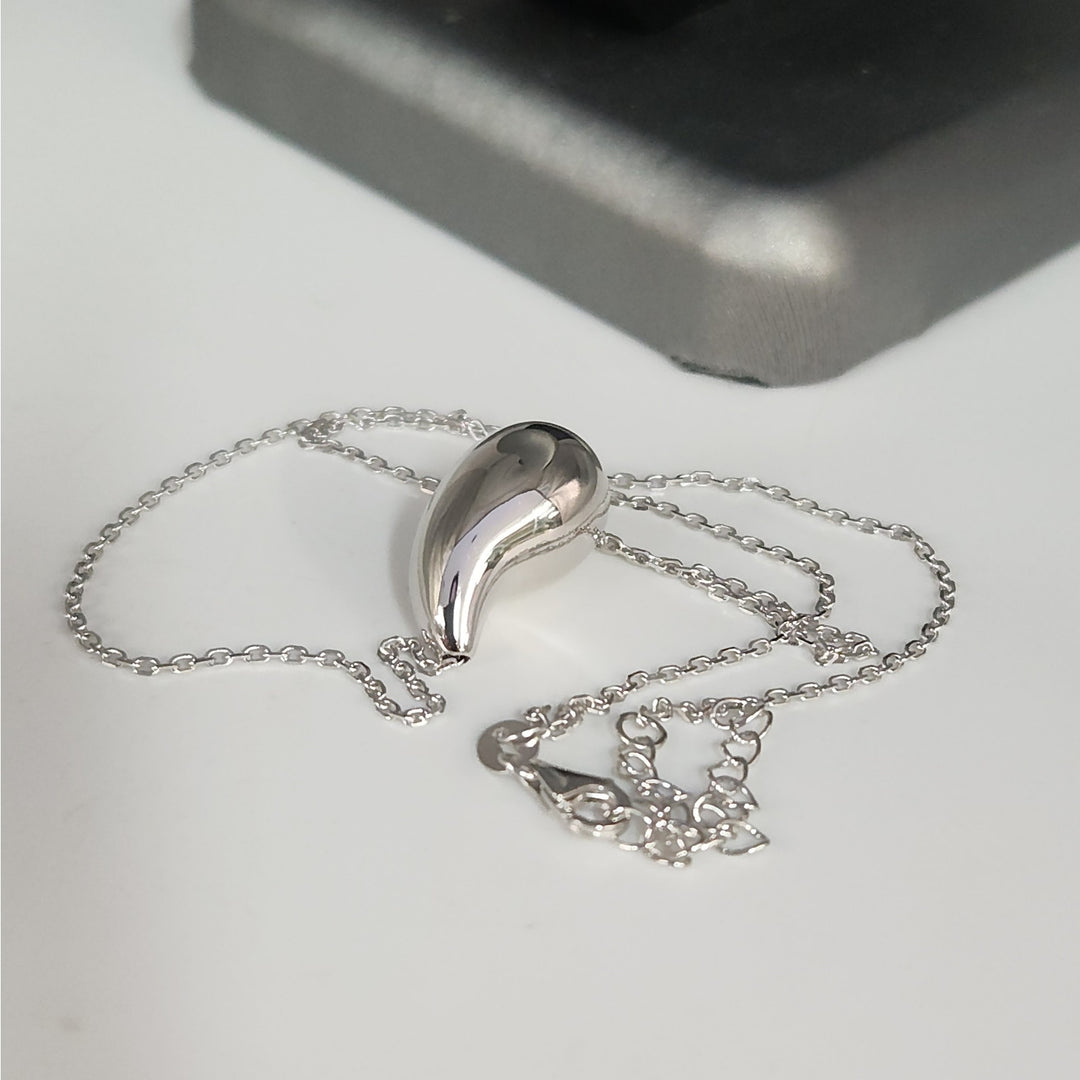 925 Sterling Silver Teardrop Pendant Necklace