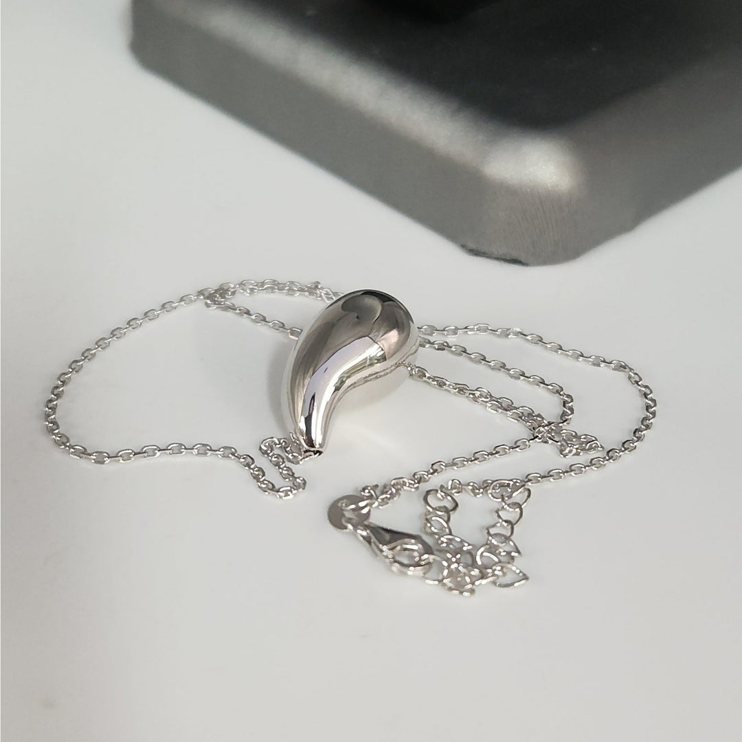 925 Sterling Silver Teardrop Pendant Necklace