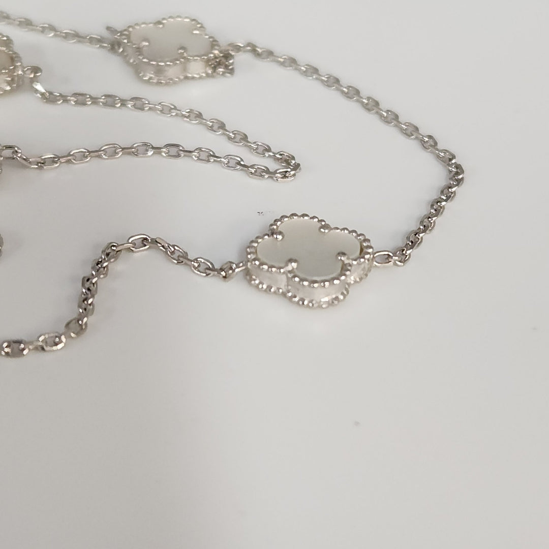 Fashion Silver Mother Of Pearl Clover Motifs Necklace 21"