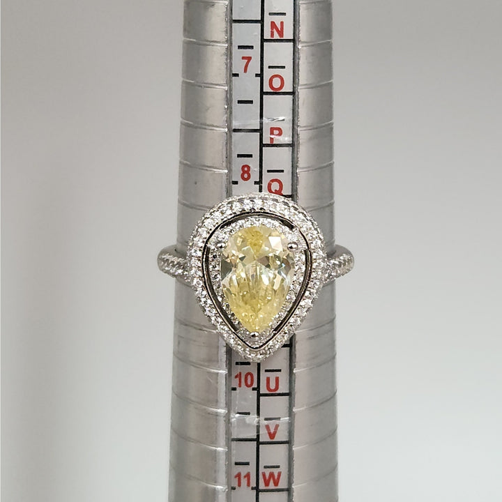 925 sterling silver Pear cut Yellow stone & zirconia Halo  Ring size 9