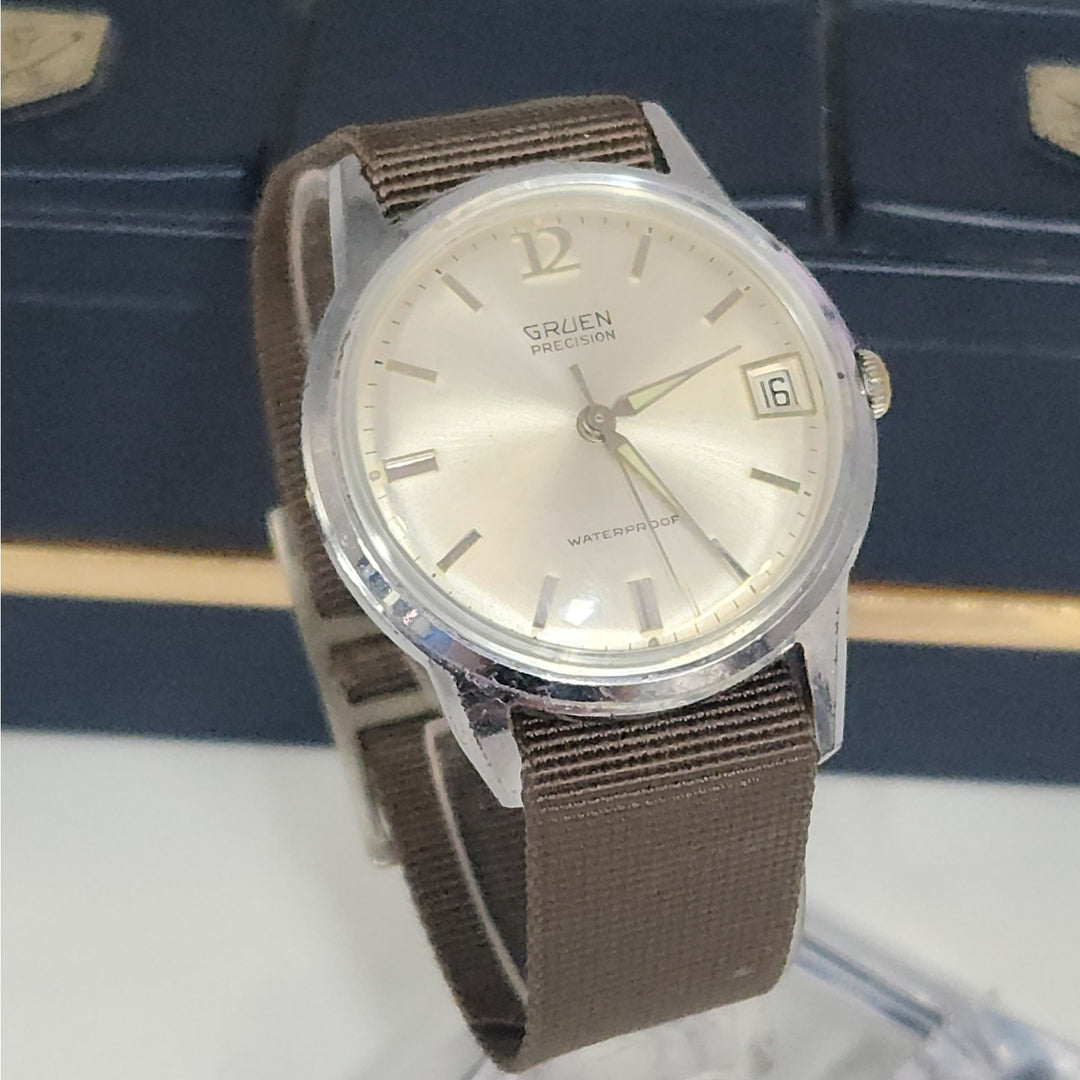 Vintage Gruen Precision Men's wrist watch Date 12 o'clock w/Original Box