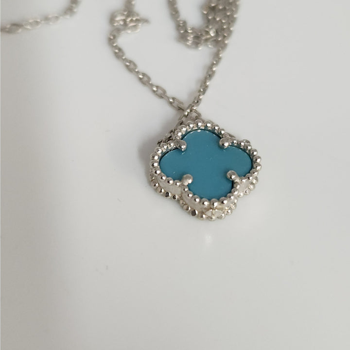 Elegant 925 Sterling Silver Single  Turquoise Clover Pendant Necklace 17.5"