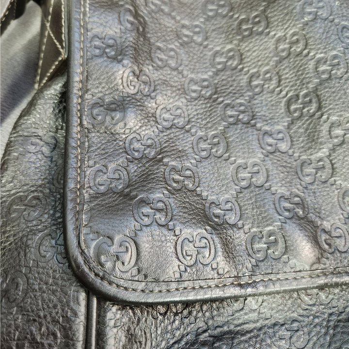 Gucci Brown Guccissima Leather Messenger Bag/Crossbody bag Embossed GG Monogram