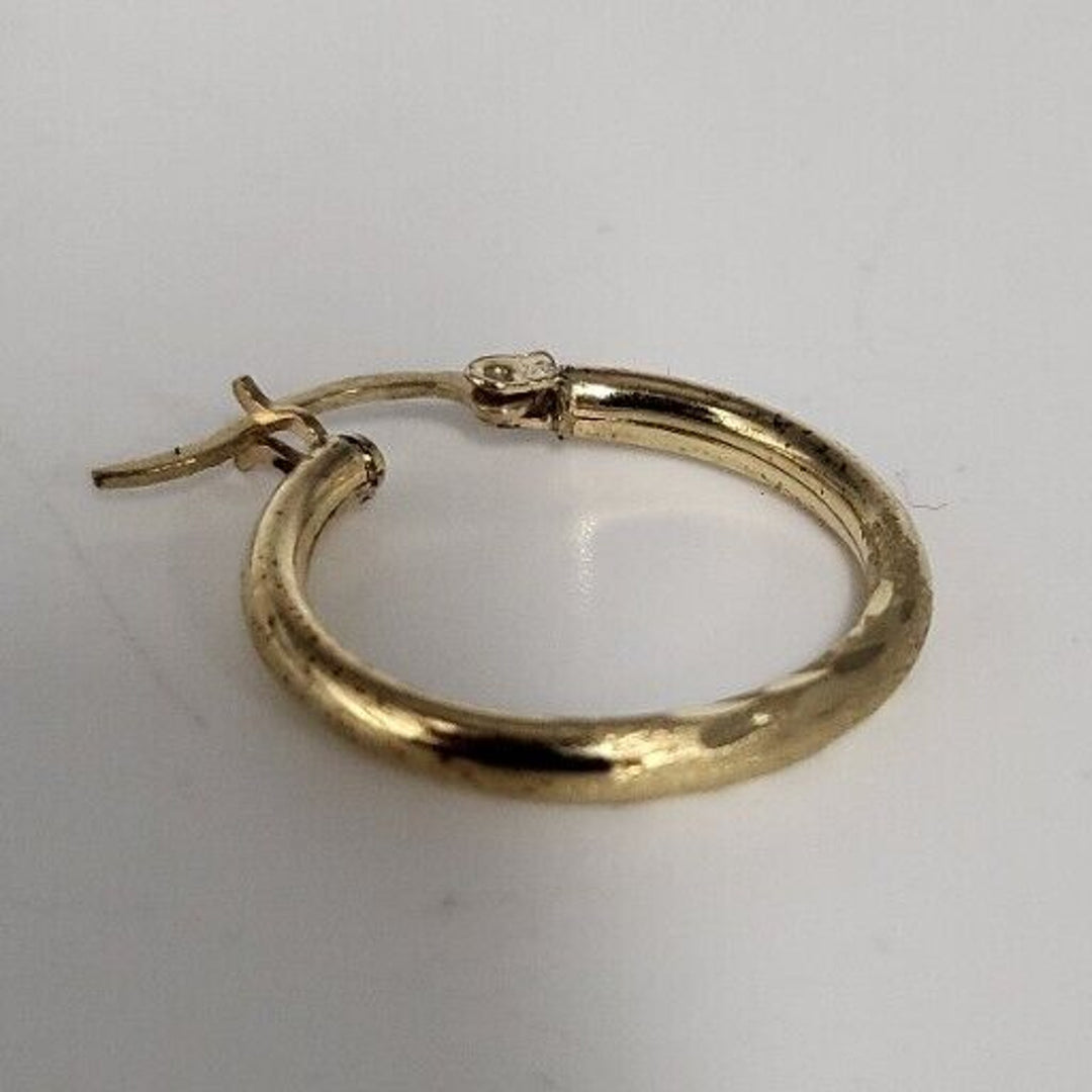 14k Engraved Gold Hoop Earrings With 1.7g Of Gold