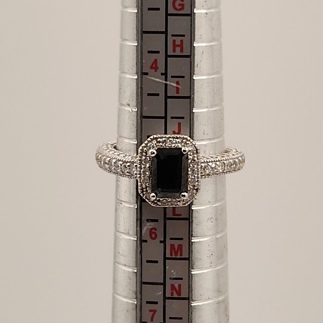 14k white Gold Onyx And Diamond Ring Size 5, 5.7g