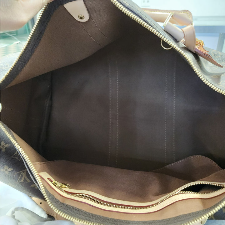 Louis Vuitton Monogram Canvas Bandouliere Travel Bag