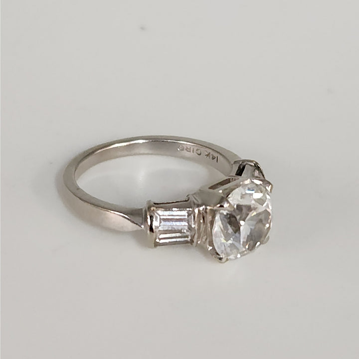 14k White Gold Round Reflex Stone with Baguette Accents size 5.5