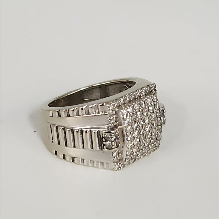 Elegant 10k White Gold Natural Diamond Cluster Ring size 7