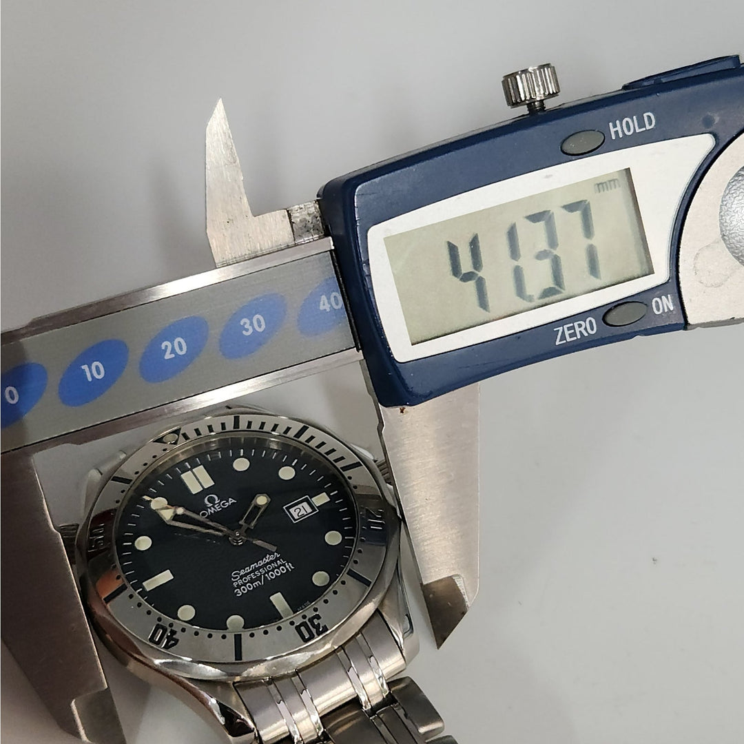 Omega Seamaster Professional 300M Quartz Steel Men's Watch 41 mm Blue Wave Dial
