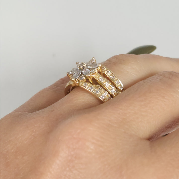 14k Yellow Gold CZ Floral Cluster Ring Size 6