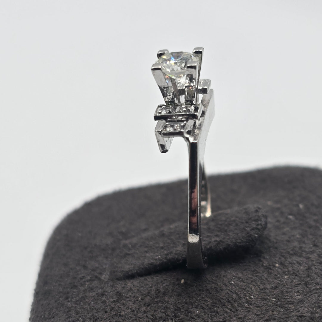9K White Gold .40 CT Diamond Ring with Diamond Accents 2.8g