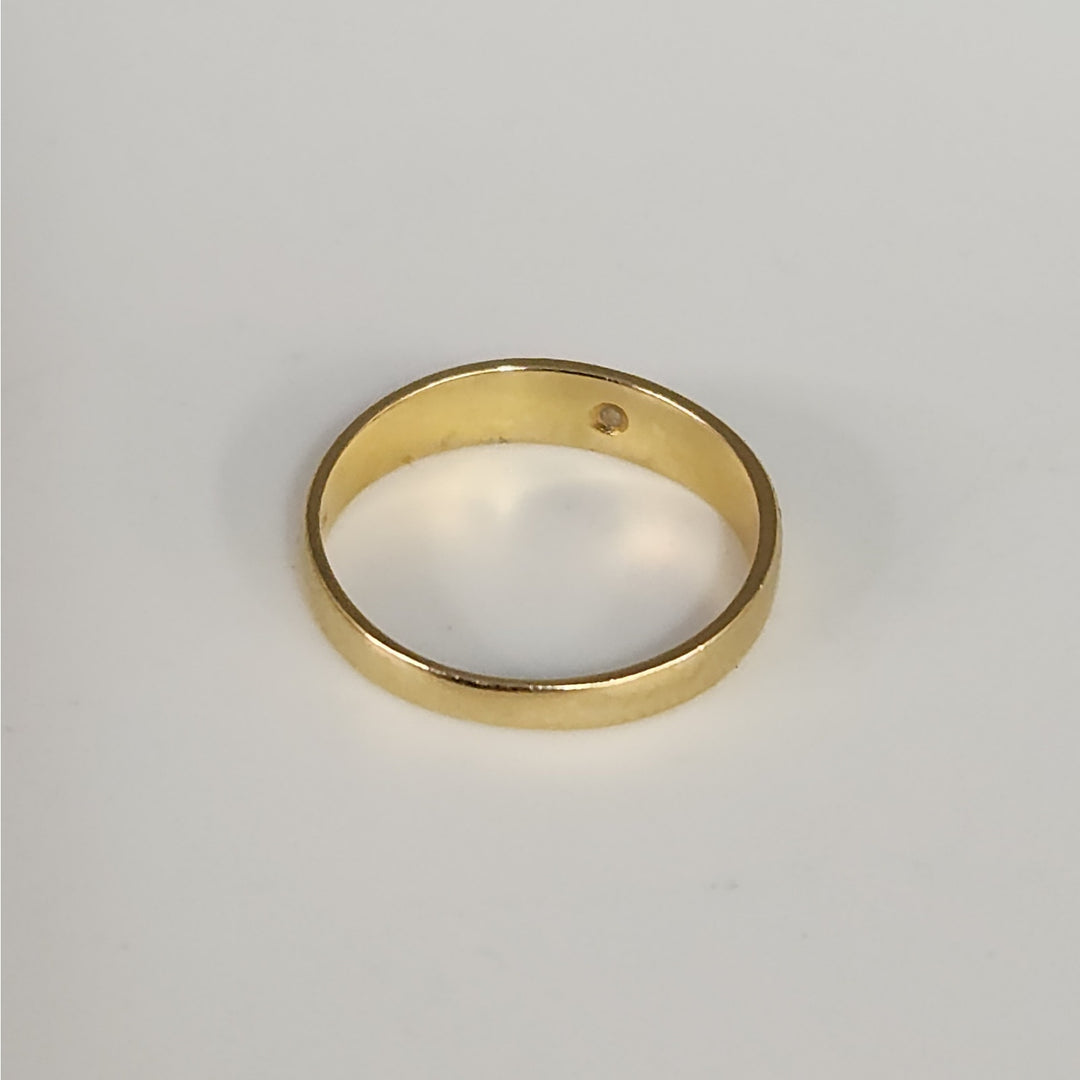 Vintage 14k Yellow Gold Diamond Band Ring Size 4