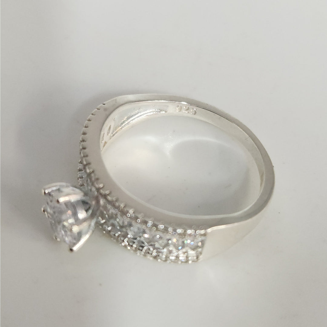 925 Sterling Silver Solitaire wide Band Ring size 9