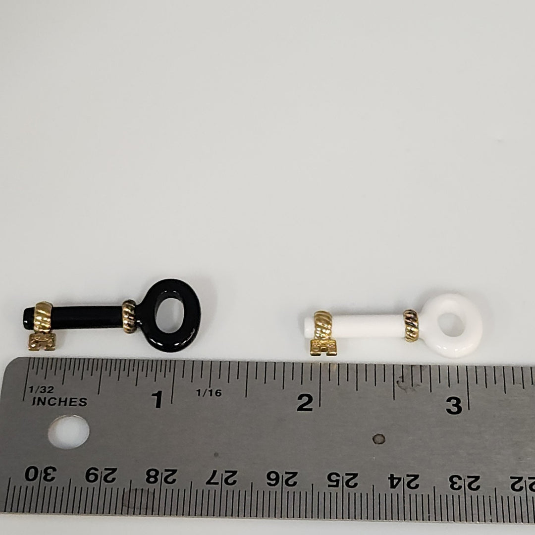 925 Sterling Silver Black And White enamel Key Pendant Set With Gold Tone...