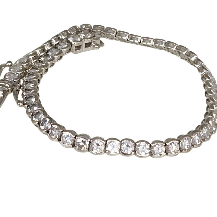 Stunning 14k White Gold Cubic Zirconia Stones Tennis bracelet 7"