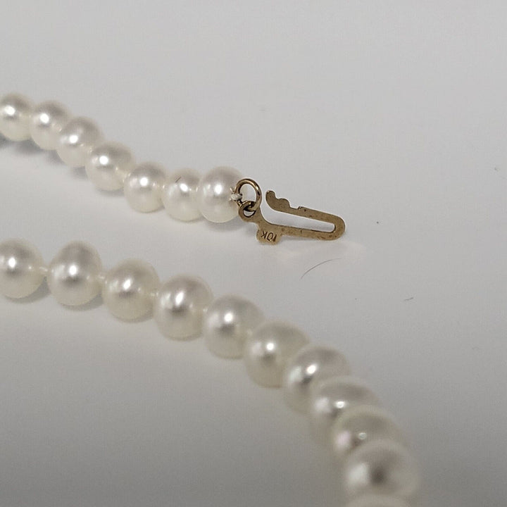 10k Yellow Gold Diamond With Pearls Necklace 18in