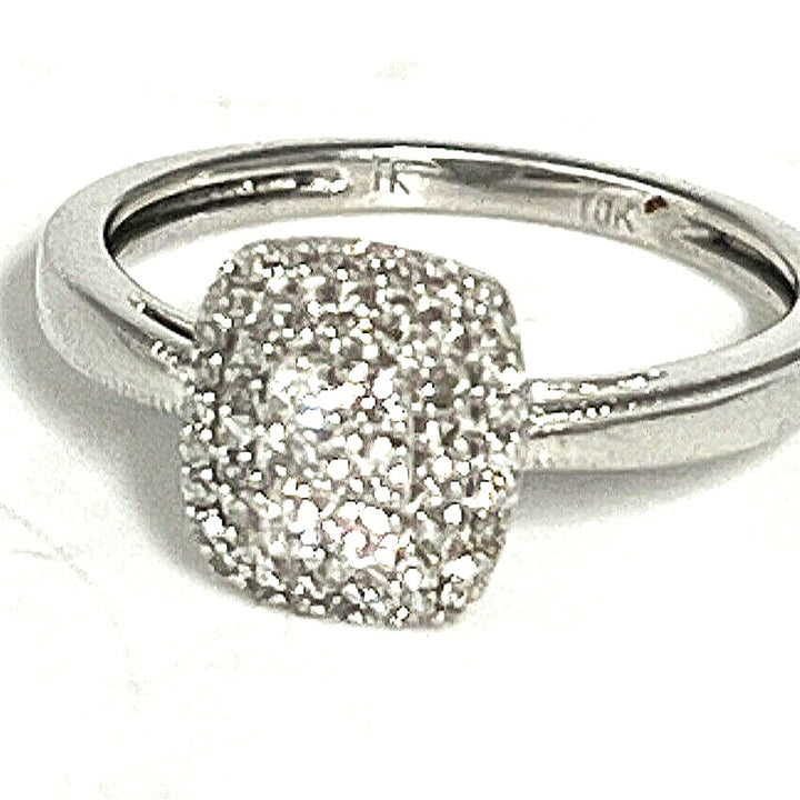 Beautiful 10k White Gold Diamond Ring Size 6.75
