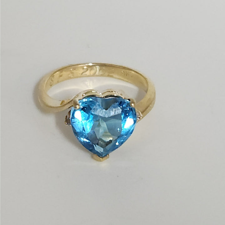 14k Yellow Gold Heart Cut Blue Topaz Ring With Diamond Accent