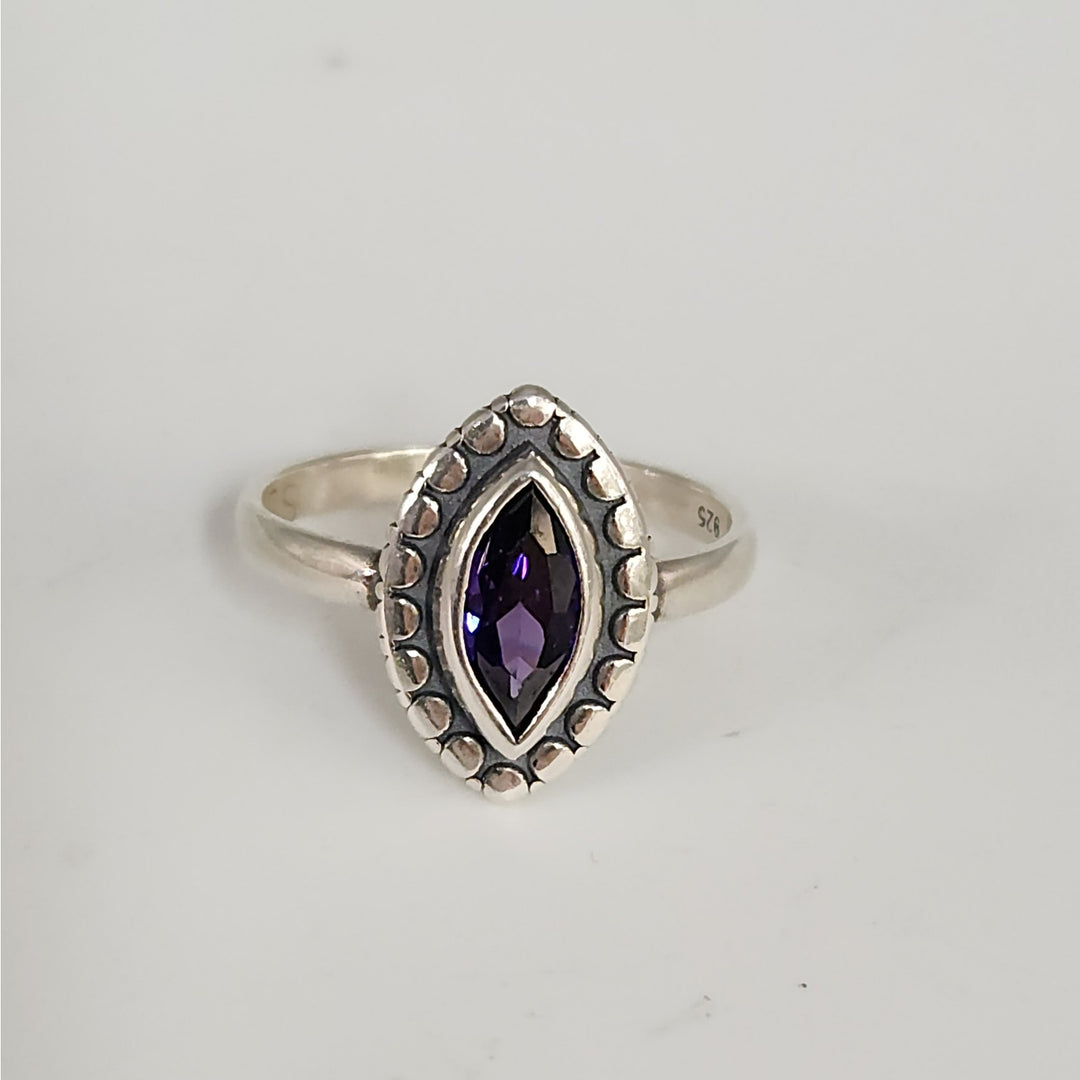 925 Sterling Silver Marquise Amethyst Ring size 8.75