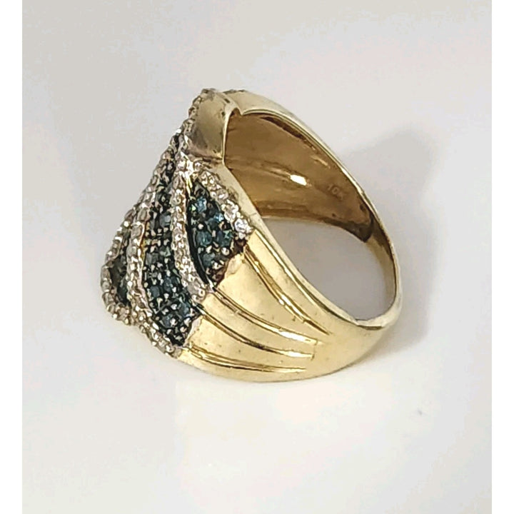 Vintage 10k Yellow Gold Blue And White Diamond Ring Size 6.75