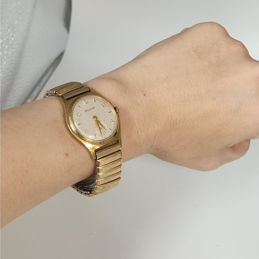 Vintage Bulova senator manual wind watch with small seconds and original box