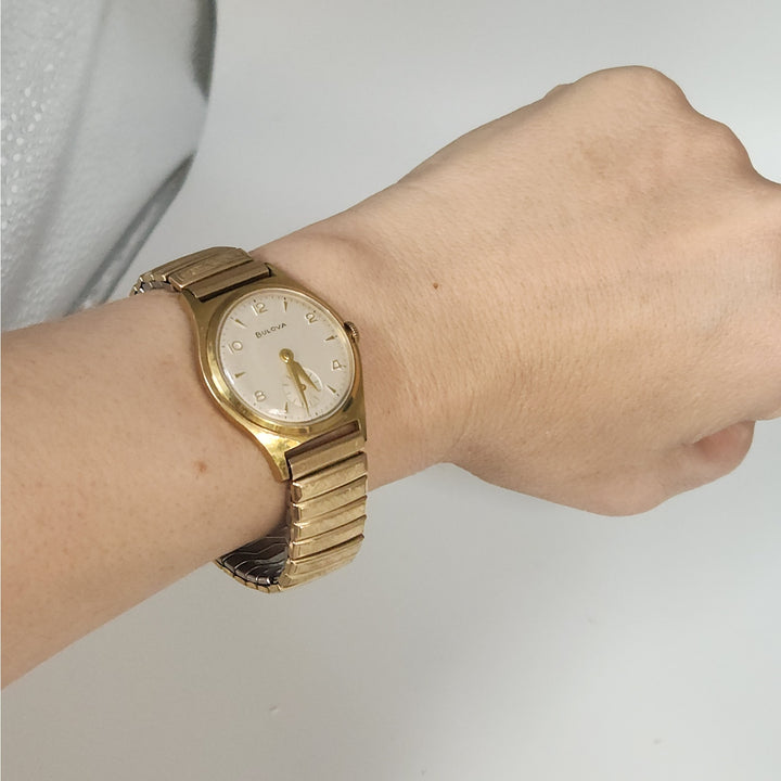 Vintage Bulova senator manual wind watch with small seconds and original box