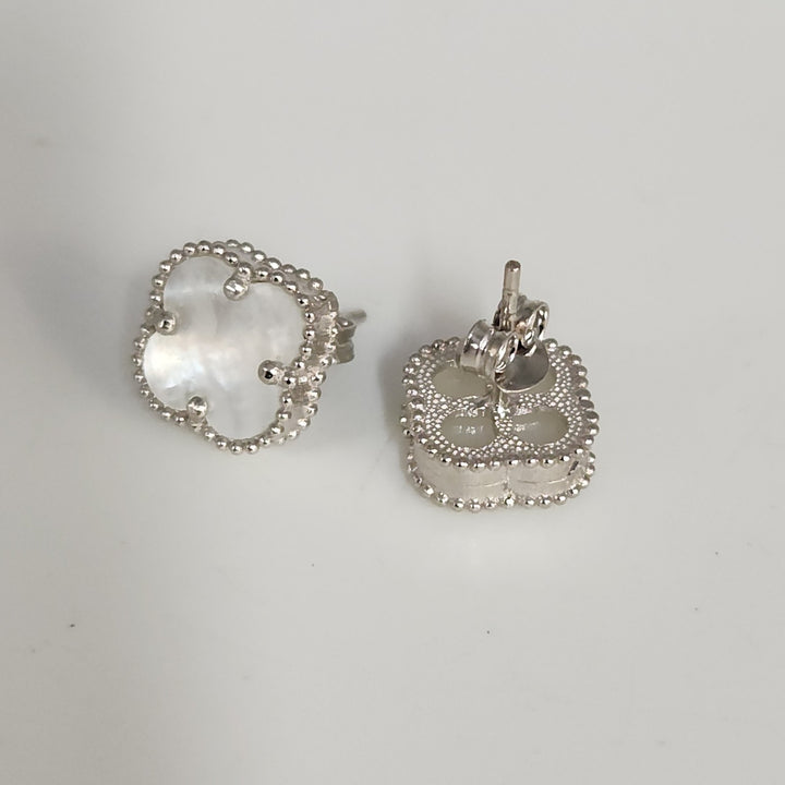 Fashion Silver Mother Of Pearl Clover Motifs Stud Earrings