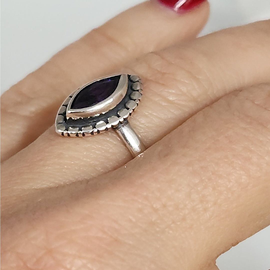 925 Sterling Silver Marquise Amethyst Ring size 8.75