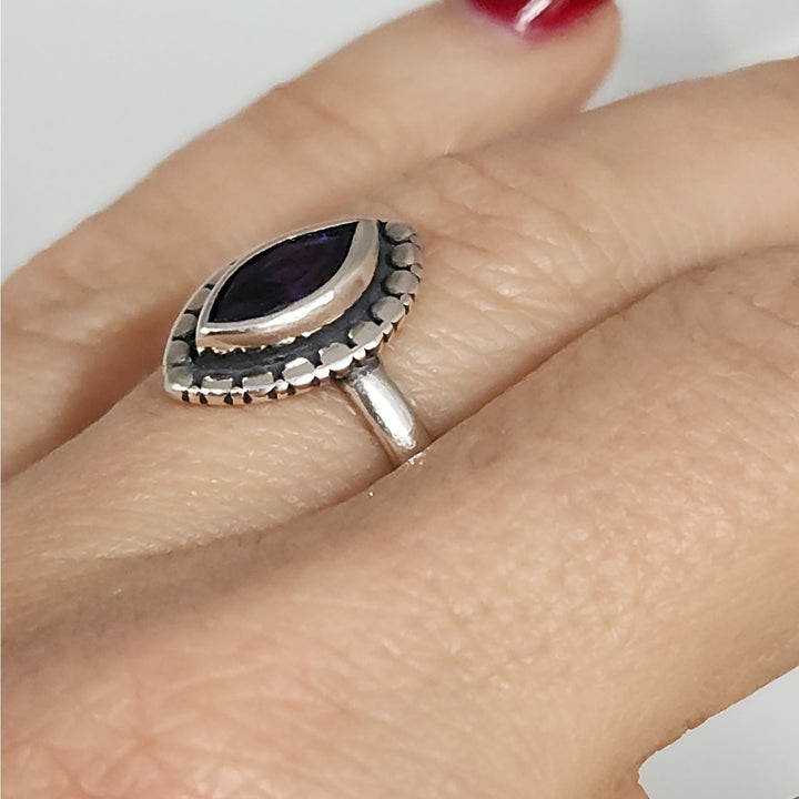925 Sterling Silver Marquise Amethyst Ring size 8.75