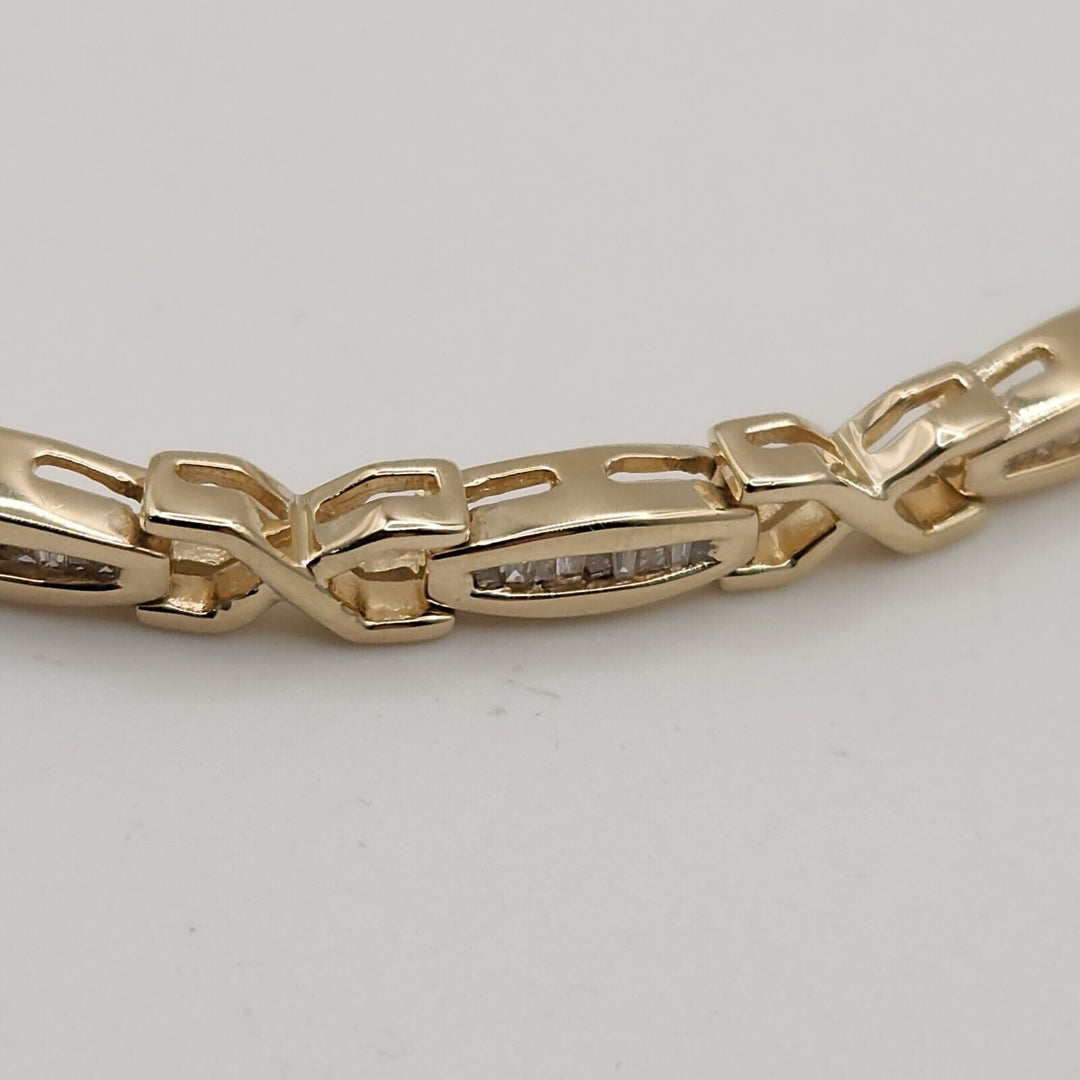 Beautiful 14k Solid Yellow Gold Baguette Diamond Bracelet 7"