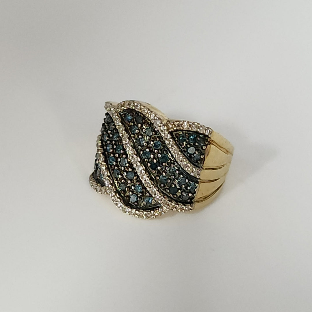 Vintage 10k Yellow Gold Blue And White Diamond Ring Size 6.75