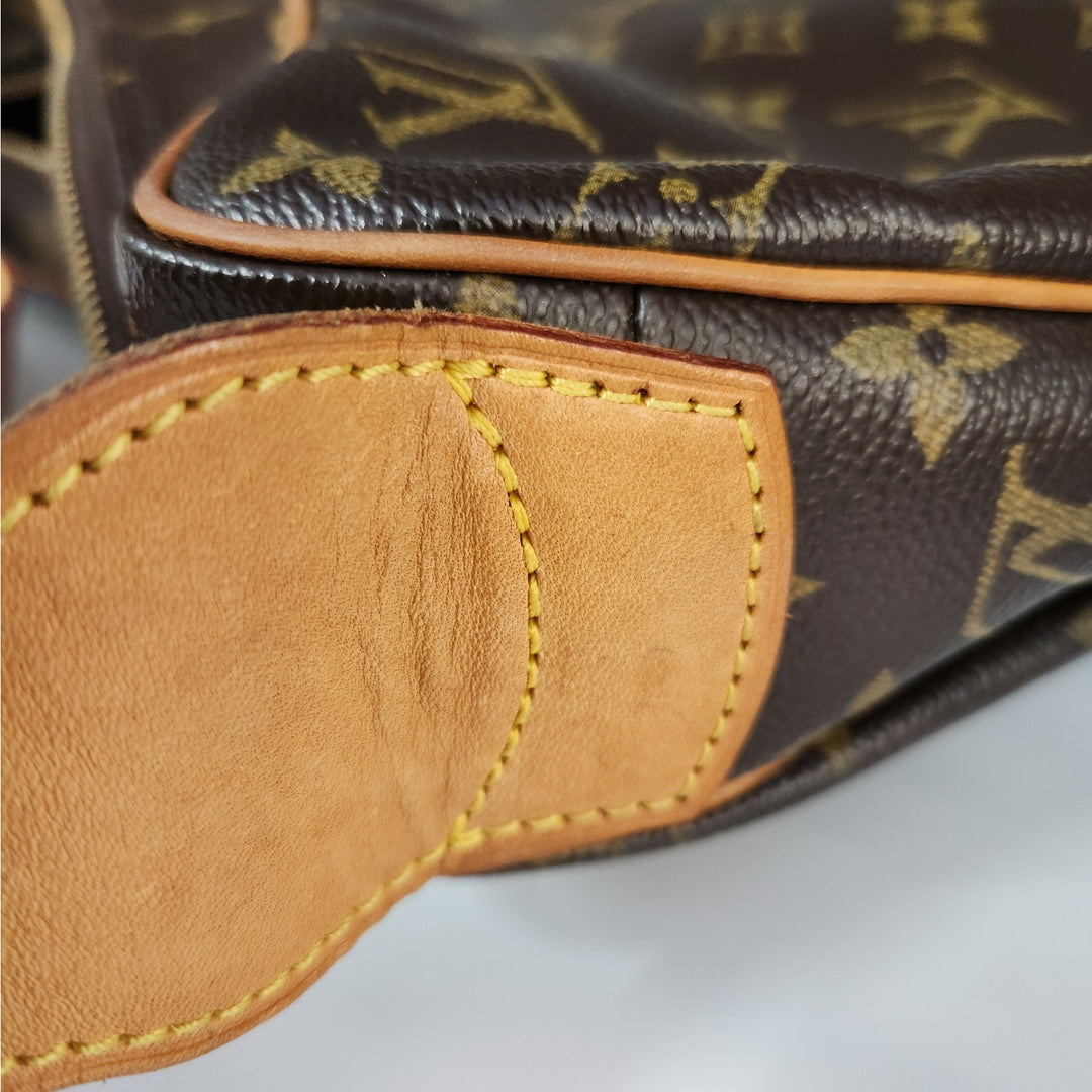 Louis Vuitton Monogram Canvas Crescent Shoulder Bag