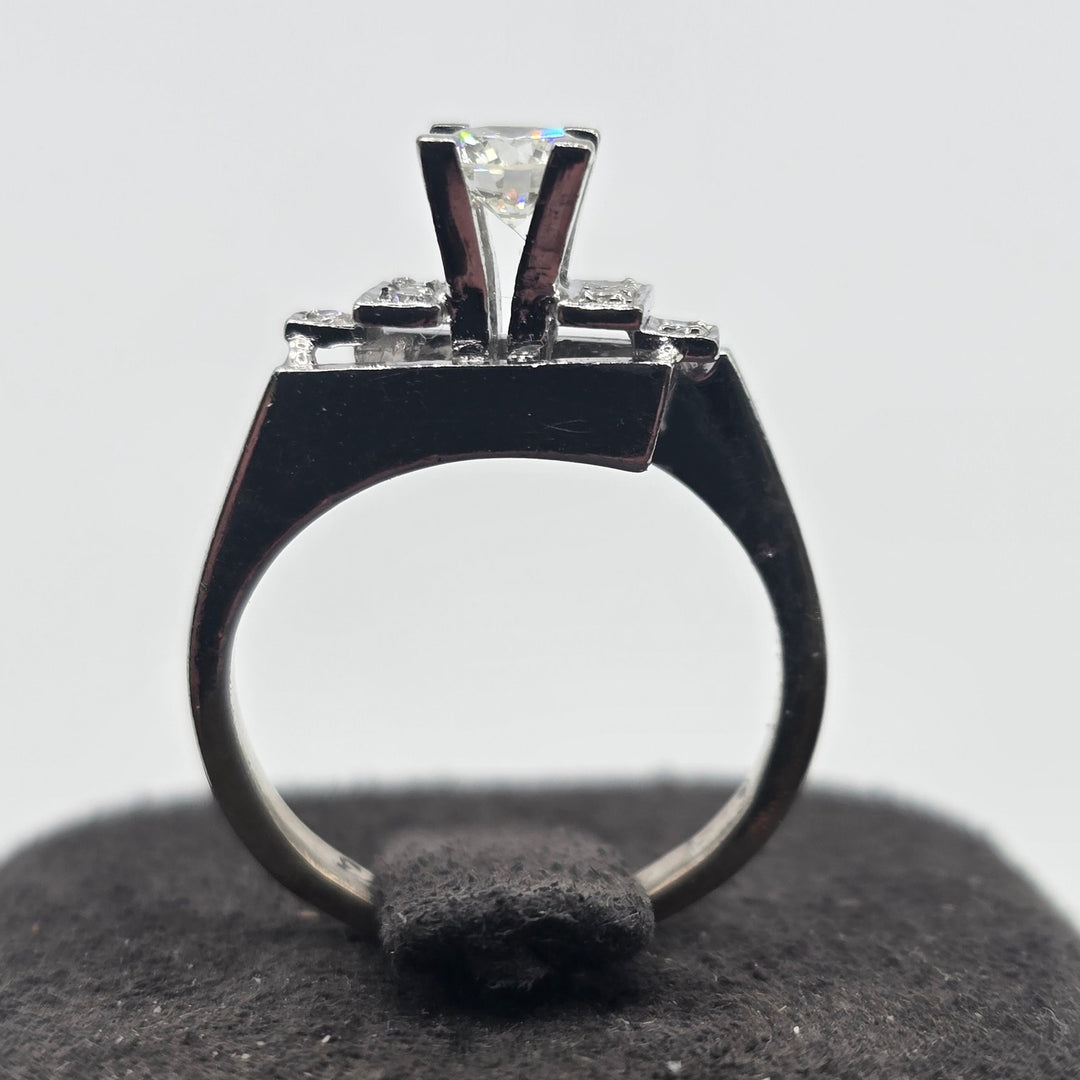 9K White Gold .40 CT Diamond Ring with Diamond Accents 2.8g