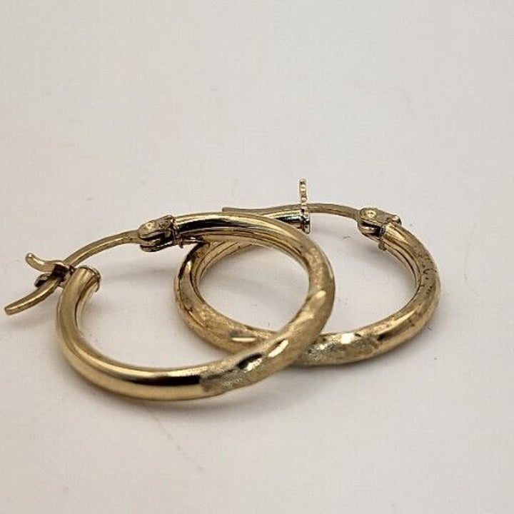 14k Engraved Gold Hoop Earrings With 1.7g Of Gold