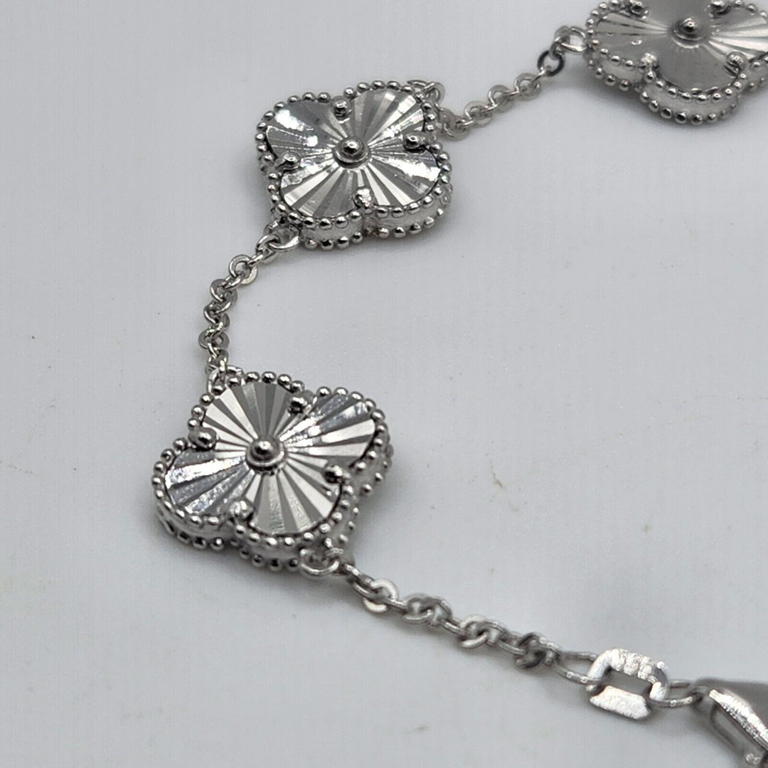 14k White Gold All Gold Flowers Bracelet 8"