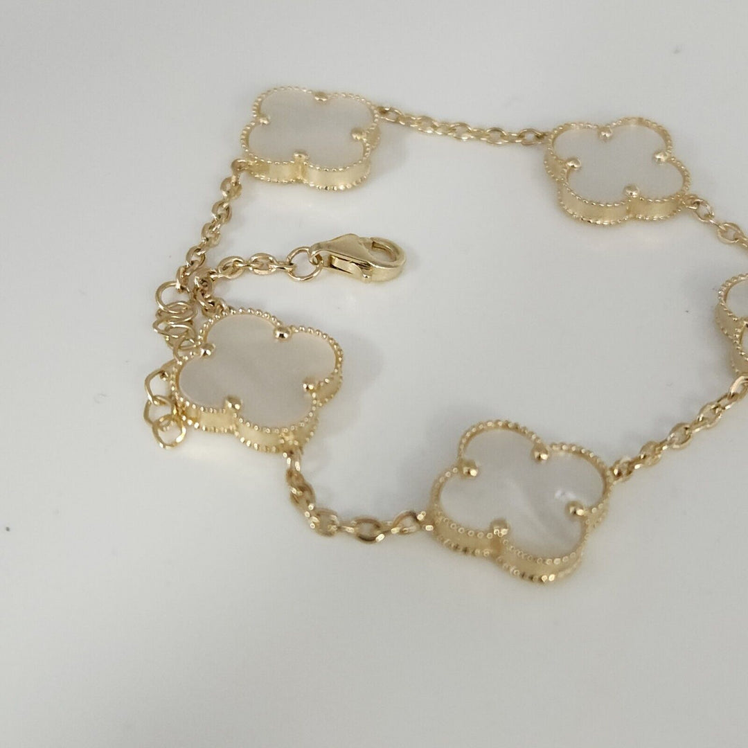 14k Yellow Gold Set Of Mother Of Pearl Flowers Bracelet 7.5" And Earrings