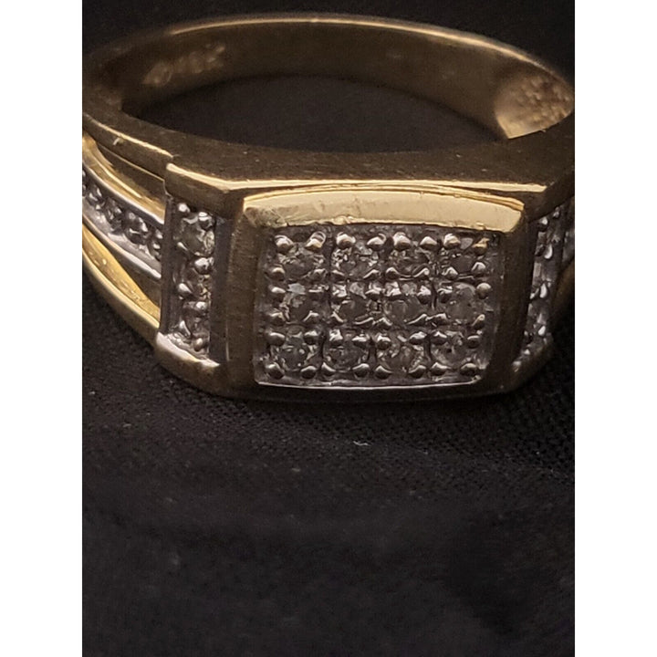 10K Yellow Gold Diamond Square Grid Ring With 5.4g Of Gold Size 10.5