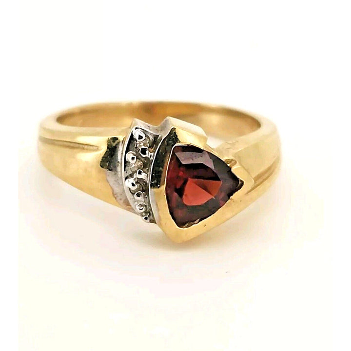 10k Yellow Gold Garnet Triangle Diamond Ring 6.25