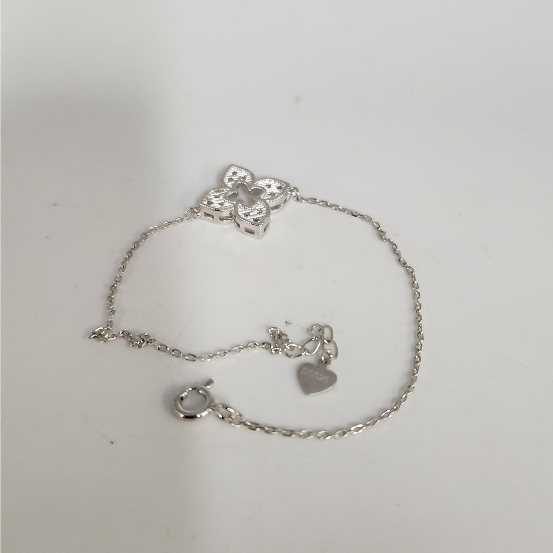 925 Sterling Silver Flower Bracelet 7.5"