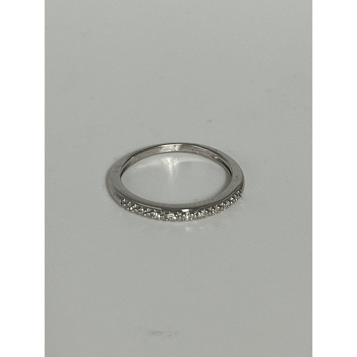 10k White Gold Diamond Princess Band Ring