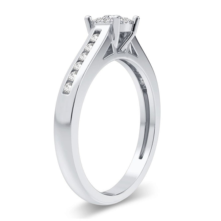 Luminous 14k White Gold Lab Diamond Engagement Ring (0.35CT)