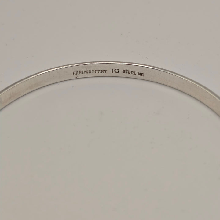 Handwrought IC Sterling Silver Bangle Bracelet 17.8g Minimalist Classic Style